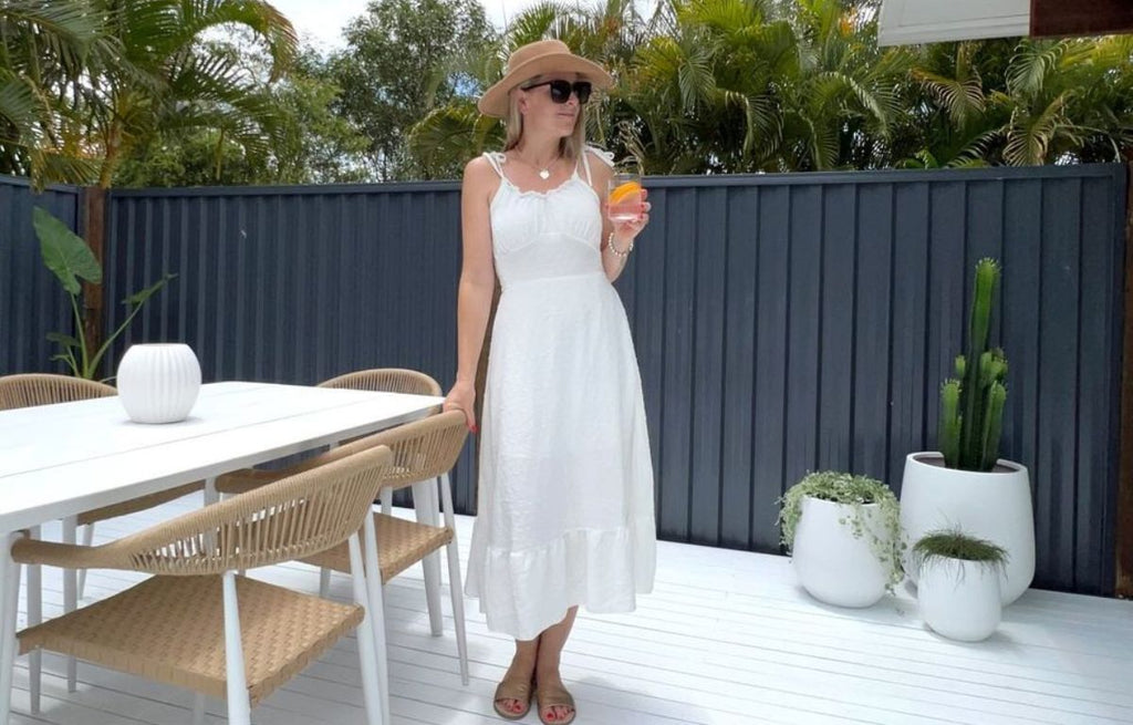 Transform Your Pool Deck into a Stylish Outdoor Haven